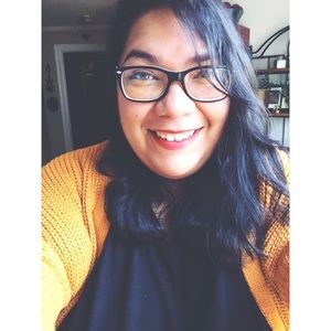 Meet your Posher, Krystal